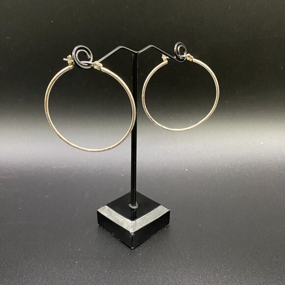 Hoop Earrings Silver Tone (A2) - Picture 3 of 4